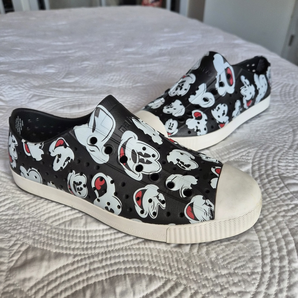 VGUC Native Jefferson Mickey Mouse Disney Shoe Women 7